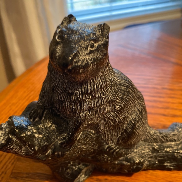 The Aardik Collection Soapstone Squirrel - Picture 2 of 9